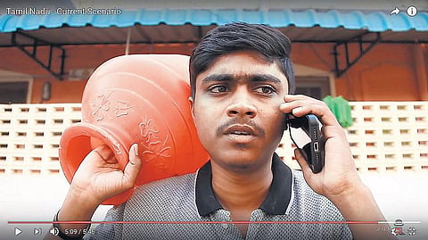 சிரிச்சிக்கிட்டே கருத்து சொன்னா தப்பில்லை