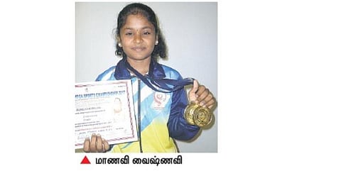 ஆசிய யோகா போட்டியில் வென்ற கோவை மாணவிக்கு பாராட்டு﻿