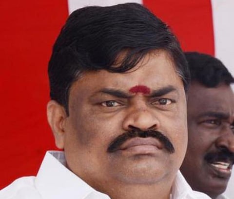 பாலில் கலப்படம் செய்யும் தனியார் நிறுவனங்கள் மீது நடவடிக்கை எடுக்க முதல்வர் அறிவுறுத்தினார்: அமைச்சர் ராஜேந்திர பாலாஜி பேட்டி