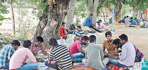 போட்டி தேர்வுக்கு வழிகாட்டும்  மதுரை மாநகராட்சி வளாகம்﻿: 4,000 பேர் அரசு பணியில் சேர உதவியது﻿