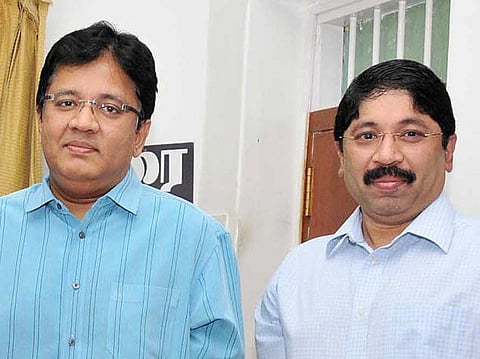 தொலைபேசி இணைப்பக வழக்கு﻿: நீதிமன்றத்தில் மாறன் சகோதரர்கள் ஆஜர்﻿- குற்றப்பத்திரிகை நகல் வழங்கப்பட்டது﻿