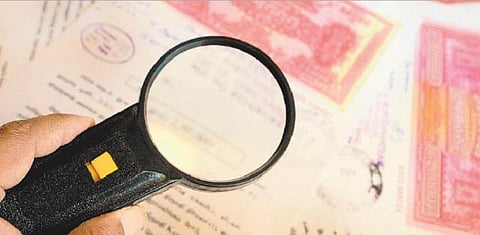 ஒரு நிமிடக் கட்டுரை: பத்திரப்பதிவுச் சிக்கலும் வழிகாட்டு மதிப்பும்﻿