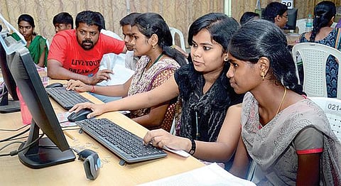 1.40 லட்சம் மாணவர்களுக்கு ரேண்டம் எண் ஒதுக்கீடு﻿: பொறியியல் படிப்புக்கான தரவரிசை பட்டியல் நாளை வெளியாகிறது﻿