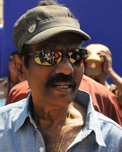உடல்நிலை குறித்து தொடர் வதந்திகள்: நடிகர் கவுண்டமணி போலீஸில் புகார்