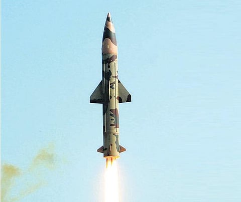 வடகொரியாவுக்குப் போட்டியாக﻿ தென் கொரியா ஏவுகணை சோதனை