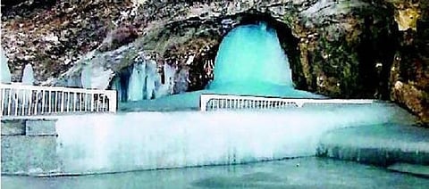 அமர்நாத் குகைக் கோயிலில் 500 யாத்ரீகர்கள் தரிசனம்﻿
