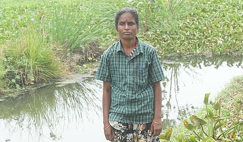 முகங்கள்: நேற்று ஆசிரியர் இன்று போராளி