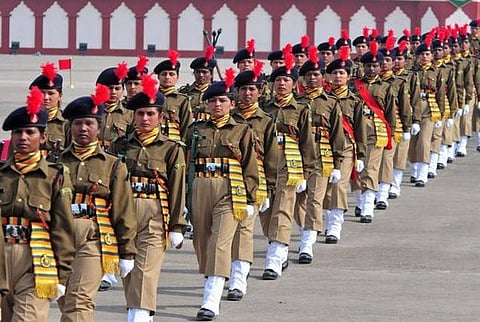 33 சதவீத இலக்கை எட்டுவதற்கு﻿ துணை ராணுவ படையில் கூடுதலாக பெண்களை சேர்க்கும் பணி தொடக்கம்﻿