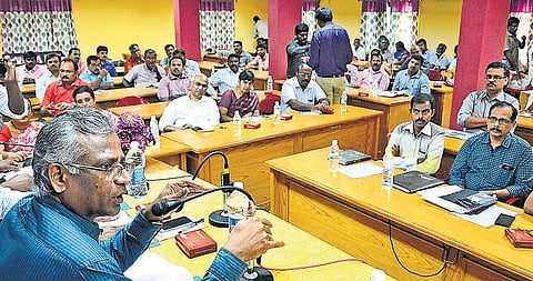 மருத்துவ காப்பீடுத் திட்ட பயனாளிகளிடம்﻿ சிகிச்சைக்கு கூடுதலாக பணம் வாங்கினால் 5 மடங்கு அபராதம்﻿: மருத்துவ காப்பீடுத் திட்ட கூடுதல் இயக்குநர் எச்சரிக்கை﻿