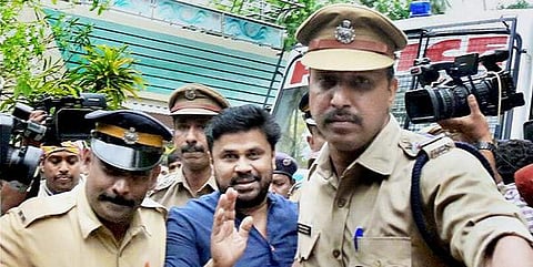 இணையகளம்- திலீப் விவகாரம்: சில பாடங்கள்