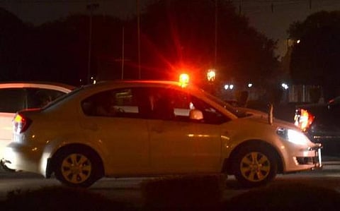 வேண்டாம் சுழல்விளக்குவண்டி…