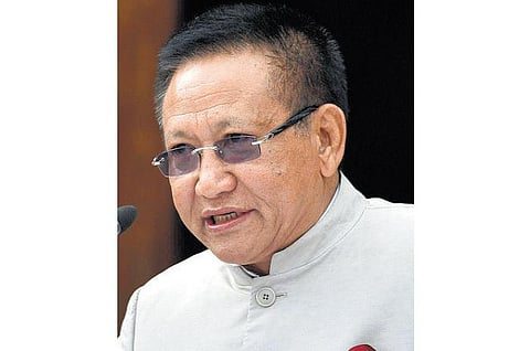 நாகாலாந்து மாநில புதிய முதல்வராக டி.ஆர். ஜெலியாங் பொறுப்பேற்பு
