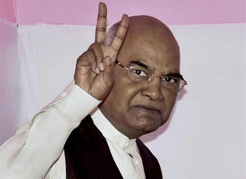 குடியரசுத் தலைவராக ராம்நாத் கோவிந்த் தேர்வு: ஆளுநர், முதல்வர், தலைவர்கள் வாழ்த்து﻿