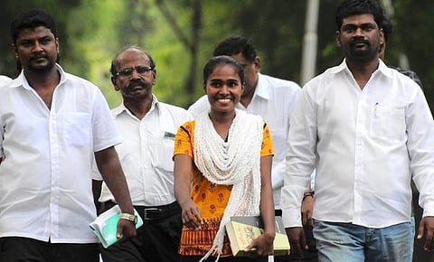 முகம் நூறு: “போராட்டமே என் முழுநேரப் பணி”