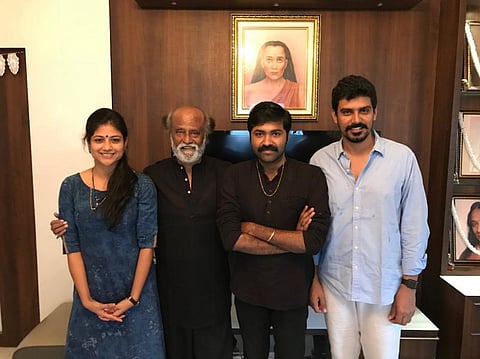 அருவி இயக்குநர், கதாநாயகிக்கு ரஜினிகாந்த் தங்கச்சங்கிலி பரிசு: ரோலிங் சார் என 3 முறை சொல்லி  சிரிப்பு