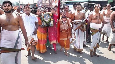 எங்களுக்கும் சோடா பாட்டில் வீசத் தெரியும்: சடகோப ராமானுஜ ஜீயர் ஆவேசம்
