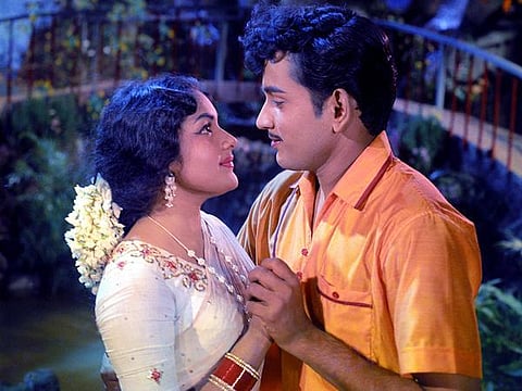 சி(ரி)த்ராலயா 22: திருப்புமுனை தந்த சிரிப்பு!