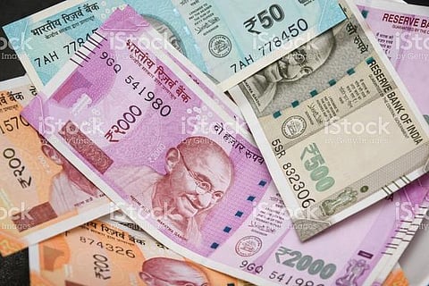 எப்போது வேண்டுமானாலும் செல்லாமல் போகலாம்; இந்திய ரூபாயை ரொக்கமா வைக்காதீர்: மக்களுக்கு பூடான் ரிசர்வ் வங்கி எச்சரிக்கை
