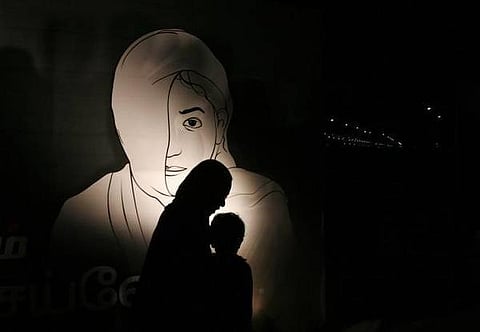 பெண்ணை நிர்வாணப்படுத்தி சாலையில் அடித்து இழுத்துச் சென்ற கும்பல்: பிஹாரில் வெறிச்செயல்
