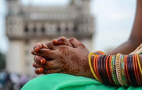 தகாத உறவு கிரிமினல் குற்றச் சட்டம் ரத்து: முக்கியத் தகவல்கள்