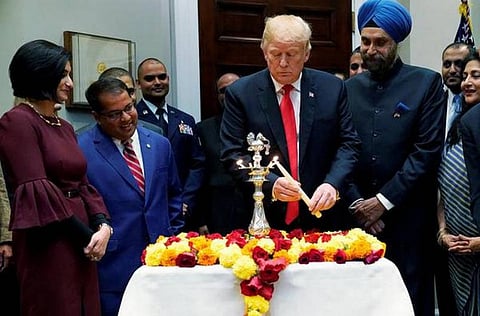 தீபாவளியில் ‘இந்து’க்களை மறந்த ட்ரம்ப்: வெளுத்து வாங்கிய நெட்டிசன்கள்