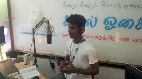 கஜா புயலைச் சமாளிக்க கடல் ஓசை சமுதாய வானொலி கைகோப்பு