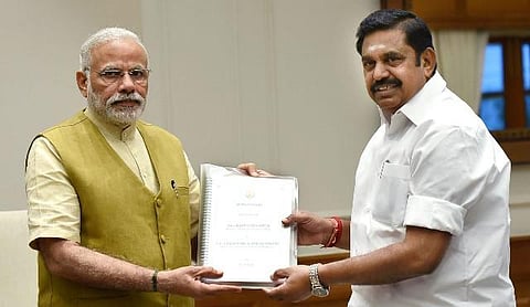 முதல்வர் பழனிசாமி வரும் 22-ம் தேதி டெல்லி பயணம்; மோடியிடம் நிவாரண நிதி கோர திட்டம்