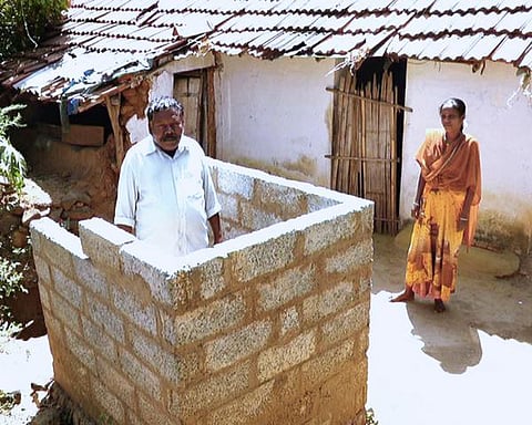 ஒரு நிமிடத்தில் 47 கழிப்பறைகள்?