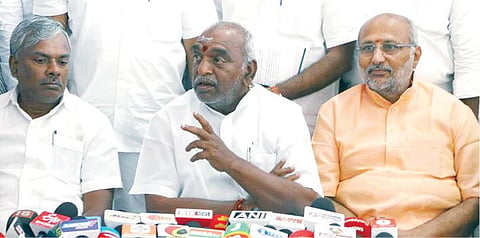 சபரிமலையின் புனிதத்தை அழிக்க முயற்சி﻿: ﻿கேரள அரசு மீது பொன்.ராதாகிருஷ்ணன் குற்றச்சாட்டு﻿