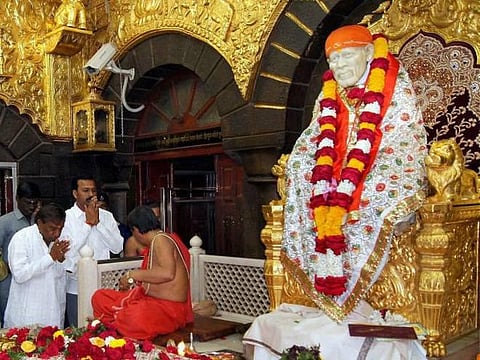 நீரின்றி தவிக்கும் விவசாயிகளுக்கு உதவிக்கரம் நீட்டும் ஷிர்டி சாய்பாபா அறக்கட்டளை: கோதாவரி நீர்பாசன திட்டத்துக்கு ரூ. 500 கோடி  