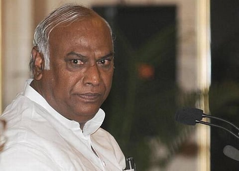 பிஏசியில் தணிக்கை குழு அதிகாரி, தலைமை வழக்கறிஞரை விசாரிக்க ஆளும் கட்சி உறுப்பினர்கள் எதிர்ப்பு