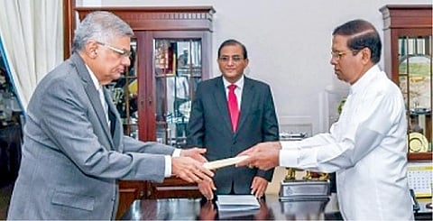 பிரதமர் ரணில் உட்பட 30 பேருக்கு துறைகள் ஒதுக்கீடு﻿; ﻿இலங்கையில் புதிய அமைச்சரவை பதவியேற்பு﻿: ﻿அதிபரின் கட்டுப்பாட்டில் பாதுகாப்பு, போலீஸ் துறை﻿