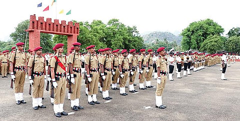 போராட்டக் குணத்தைக் கற்பிக்கும் சைனிக் பள்ளி!