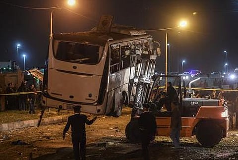 எகிப்தில் குண்டு வெடிப்பு :சுற்றுலா பயணிகள் 4 பேர் பலி