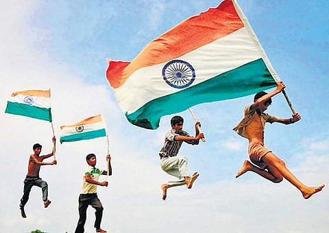 எல்லோரும் இந்நாட்டின் மன்னரே!