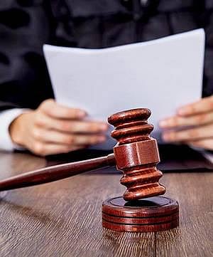 ஒவ்வொரு நீதிபதியிடமும் 4,500 வழக்குகள் நிலுவை﻿