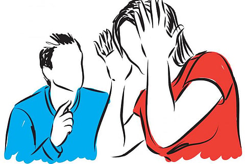 விவாதம்: கட்டிப்போடும் கற்பிதச் சங்கிலிகள்