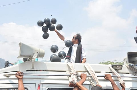 மோடி வருகைக்கு எதிராக வைகோ தலைமையில் கருப்புக்கொடி போராட்டம்: மதிமுக - பாஜகவினர் மோதல்