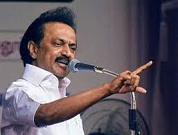 செம்மொழி தமிழாய்வு விருதுகளை தேர்வு செய்யும் கமிட்டியில் தமிழுக்கு எதிரானவரை நியமிப்பதா?- ஸ்டாலின் கண்டனம்