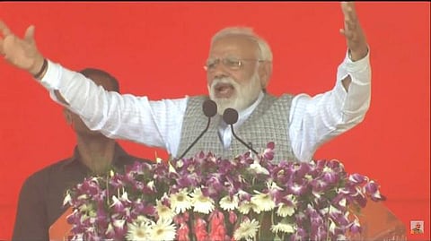 ‘‘என்னை பதவியில் இருந்து நீக்க எதிர்க்கட்சிகள் முயற்சிக்கின்றன; நானோ தீவிரவாதத்தை ஒழிக்க பாடுபடுகிறேன்’’ - மோடி ஆவேசம்
