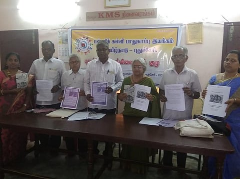 வாக்கு கேட்டு வருபவர்களிடம் கல்வியை இலவசமாக தர  வலியுறுத்துங்கள்: கல்வியாளர் வசந்திதேவி