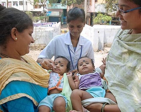 தமிழகம் முழுவதும் நடந்த முகாமில் 66 லட்சம் குழந்தைகளுக்கு போலியோ சொட்டு மருந்து வழங்கப்பட்டது