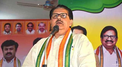 ஊழல் பணத்தை காப்பாற்றவே மோடியை டாடி என்கின்றனர்- சஞ்சய் தத் குற்றச்சாட்டு