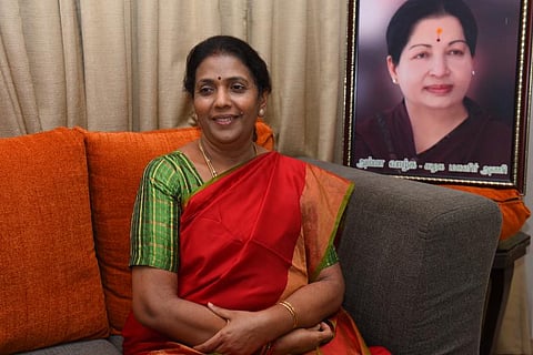 அதிமுக- பாமக கூட்டணியின் பின்னணியில் செயல்பட்டது யார்? ஓபிஎஸ் மகனுக்கு சீட் உண்டா?- கோகுல இந்திரா சிறப்புப் பேட்டி