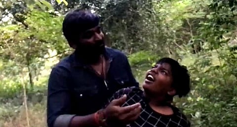 படப்பிடிப்பில் மகனுடன் சண்டை போடும் விஜய் சேதுபதி: வைரலாகும் வீடியோ