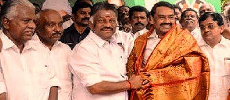 ஓபிஎஸ் மீது வைத்திருந்த கடைசி நம்பிக்கையும் வீணானதால் வெளியேறினாரா கண்ணப்பன்?