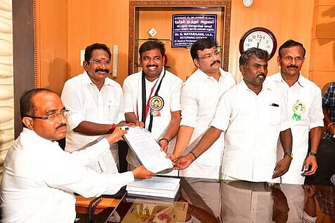 அதிமுகவில் வாரிசு அரசியலே இல்லை; நாங்கள் அனைவருமே அம்மாவின் வாரிசுகள்: மதுரை வேட்பாளர் ராஜ் சத்யன்