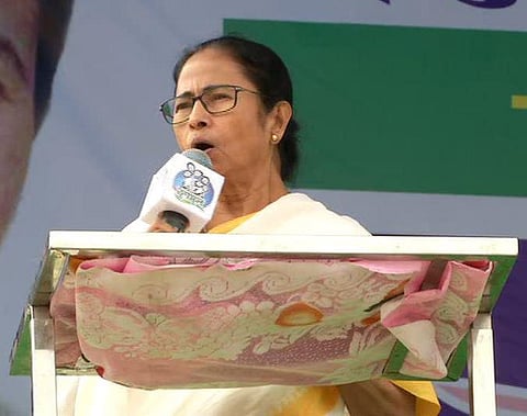 மோடி மீண்டும் பிரதமரானால் நாடு சர்வாதிகார ஆட்சிக்கு மாறும்: மம்தா பானர்ஜி எச்சரிக்கை