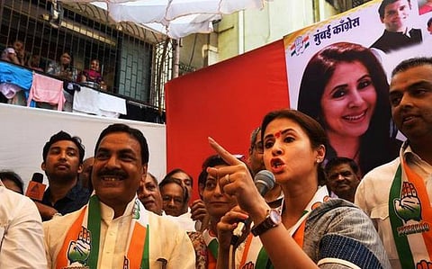 ‘உலகிலேயே மிகுந்த வன்முறையானது இந்து மதம்’- சர்ச்சையில் சிக்கிய நடிகை ஊர்மிளா, டிவி ஜர்னலிஸ்ட் ராஜ்தீப் சர்தேசாய்