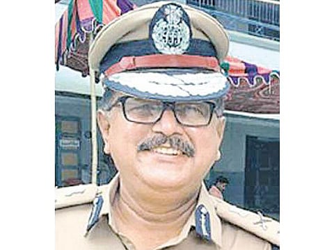 மக்களவை தேர்தலை முன்னிட்டு தேர்தல் பிரிவு டிஜிபியாக அசுதோஷ் சுக்லா நியமனம்: தேர்தல் ஆணையம் உத்தரவு